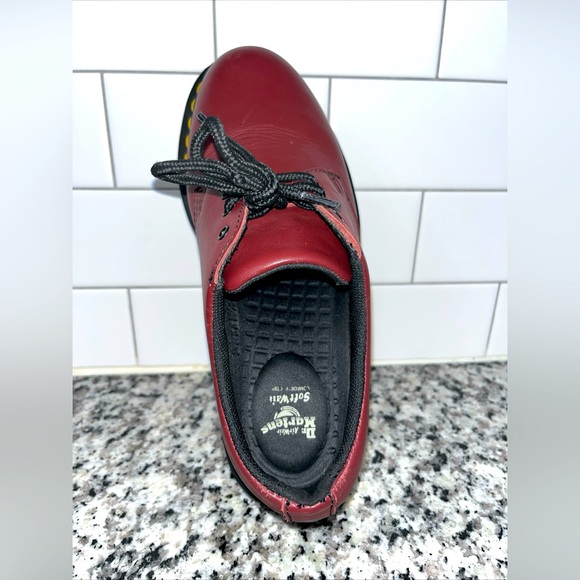 Dr. Martens 3 Eye Red Non Slip Safety Shoe M Sz 6 W Sz 7 RIGHT ONLY Amputee - Picture 3 of 6